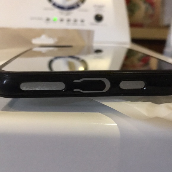 IPhone Pro Max 11 cases (3) - Picture 6 of 16